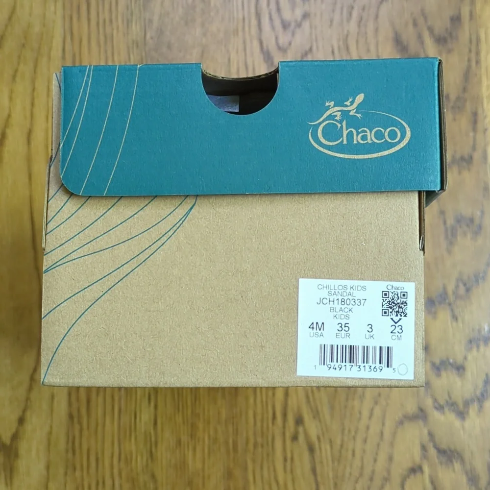 NIB Chaco Chillos Slide Sandals Black Adjustable Strap Sandal Kid's Size 4